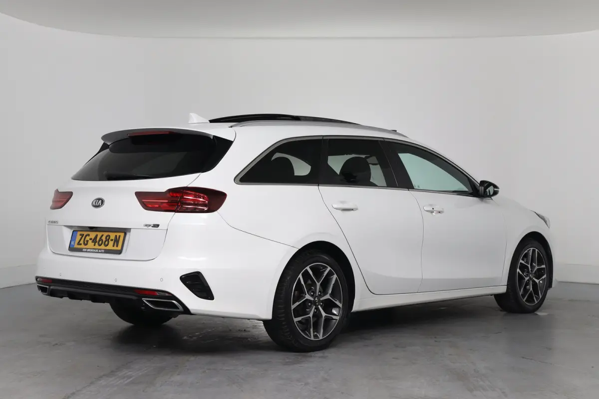 1.0 T-GDi GT-Line | Dealer Onderhouden! | 1e Eigenaar! | Open Dak | Stoel/Stuur Verwarming | LED | Camera | Clima | Navi | Cruise Control | Parkeersensoren | Lichtmetalen Velgen