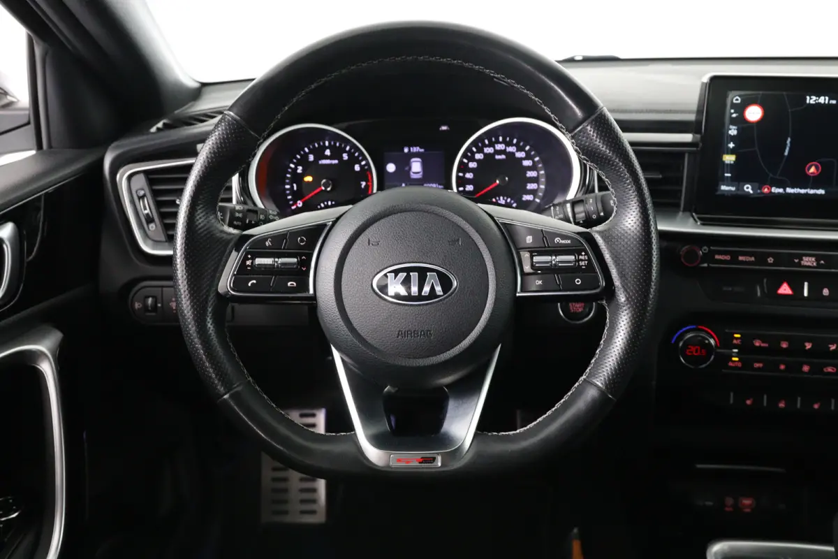 1.0 T-GDi GT-Line | Dealer Onderhouden! | 1e Eigenaar! | Open Dak | Stoel/Stuur Verwarming | LED | Camera | Clima | Navi | Cruise Control | Parkeersensoren | Lichtmetalen Velgen