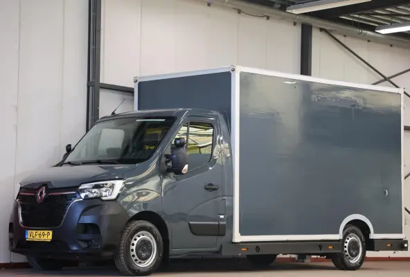 2.3 dCi 150 BAKWAGEN LOWLINER AUTOMAAT