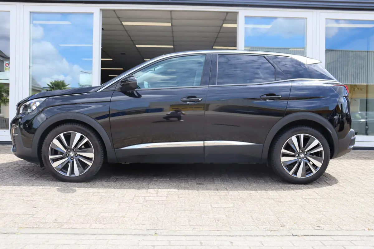1.5 Blue HDi 131 Pk (Export Prijs Binnen EU) Netto €10950!!, 360 Camera, Climate, Cruise, PDC, Navi, Voor Export En Of Handel!!!