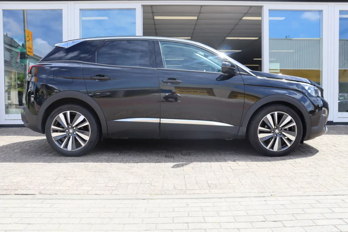1.5 Blue HDi 131 Pk (Export Prijs Binnen EU) Netto €10950!!, 360 Camera, Climate, Cruise, PDC, Navi, Voor Export En Of Handel!!!