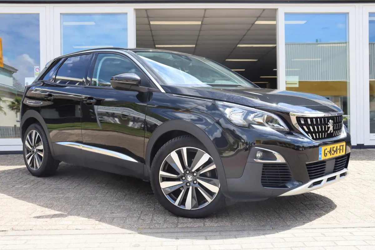 1.5 Blue HDi 131 Pk (Export Prijs Binnen EU) Netto €10950!!, 360 Camera, Climate, Cruise, PDC, Navi, Voor Export En Of Handel!!!
