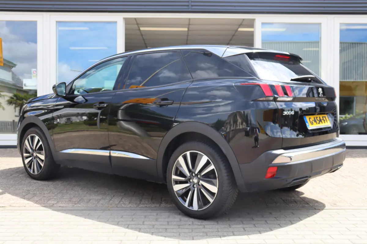 1.5 Blue HDi 131 Pk (Export Prijs Binnen EU) Netto €10950!!, 360 Camera, Climate, Cruise, PDC, Navi, Voor Export En Of Handel!!!