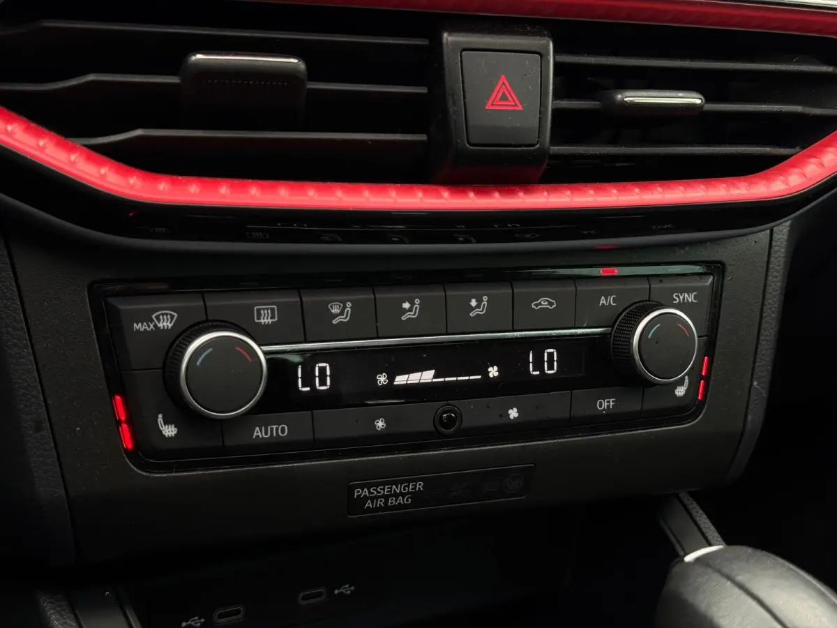 1.5 TSI FR Business Intense Plus FULL OPTIES PANO | LEDER | CLIMATE CONTROL