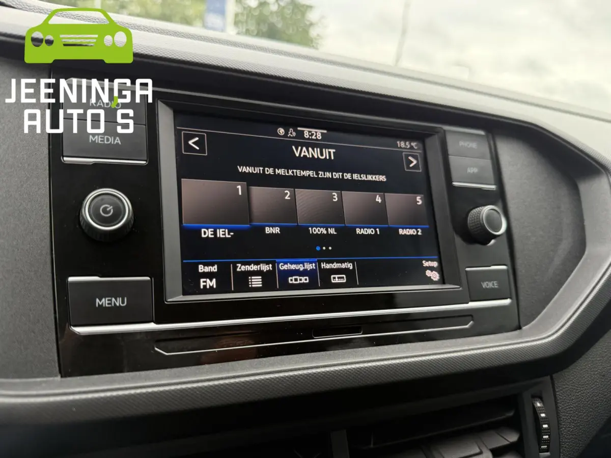 1.0 TSI Life|AppleCarPlay|PDC|Navi