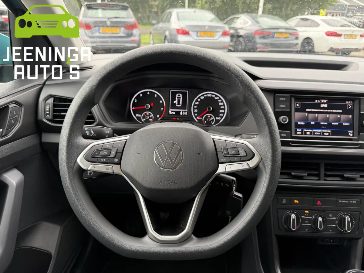 1.0 TSI Life|AppleCarPlay|PDC|Navi