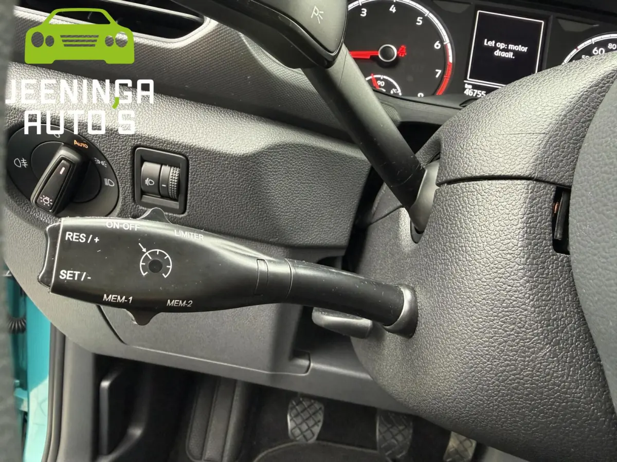 1.0 TSI Life|AppleCarPlay|PDC|Navi