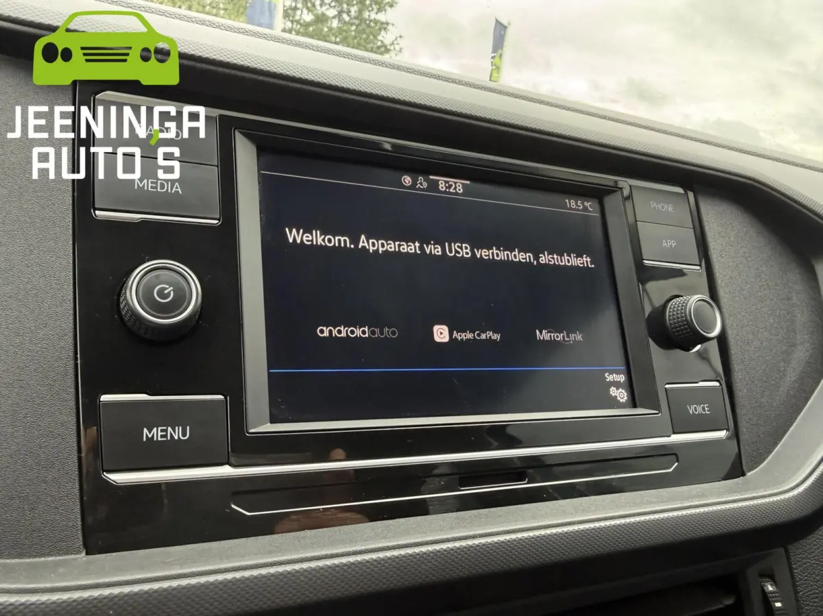 1.0 TSI Life|AppleCarPlay|PDC|Navi