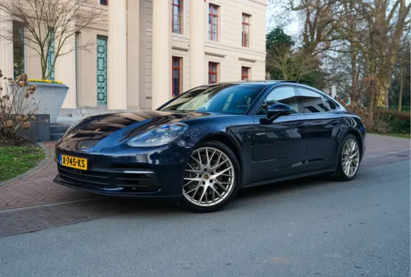 2.9 4 E-Hybrid 10 Years Edition l Sport Chrono l Stoelkoeling l Surround View l Pano