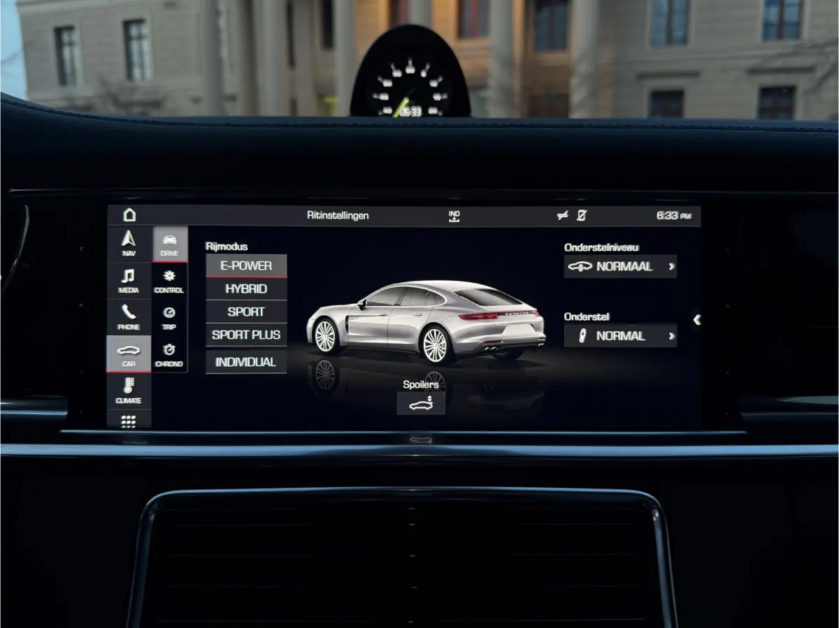 2.9 4 E-Hybrid 10 Years Edition l Sport Chrono l Stoelkoeling l Surround View l Pano