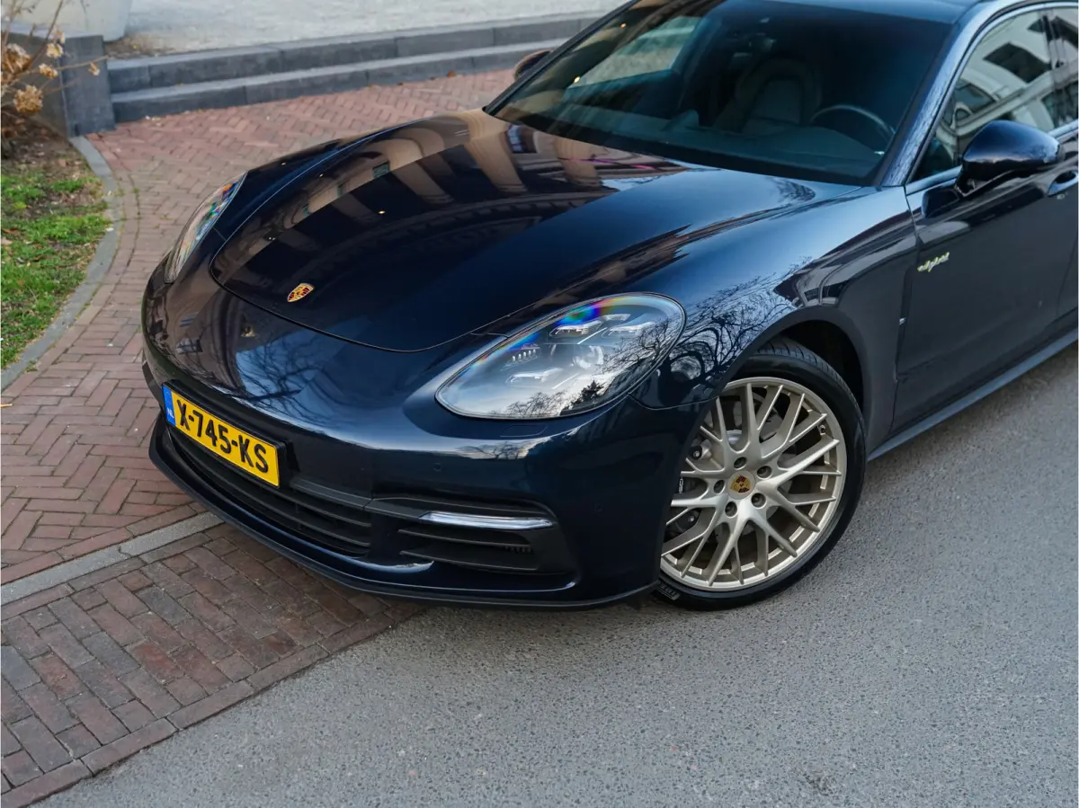 2.9 4 E-Hybrid 10 Years Edition l Sport Chrono l Stoelkoeling l Surround View l Pano