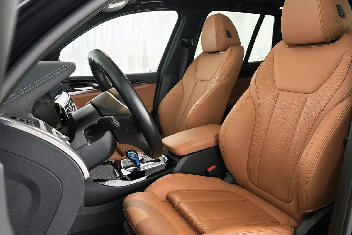 Executive 80 kWh M Sport Panoramadak Elektrische Trekhaak Keyless
