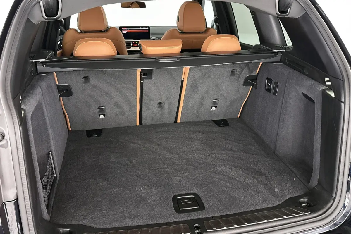 Executive 80 kWh M Sport Panoramadak Elektrische Trekhaak Keyless