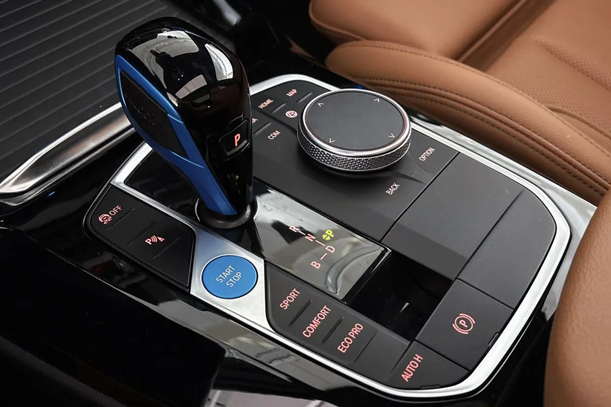 Executive 80 kWh M Sport Panoramadak Elektrische Trekhaak Keyless