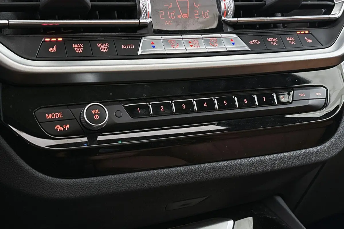 Executive 80 kWh M Sport Panoramadak Elektrische Trekhaak Keyless