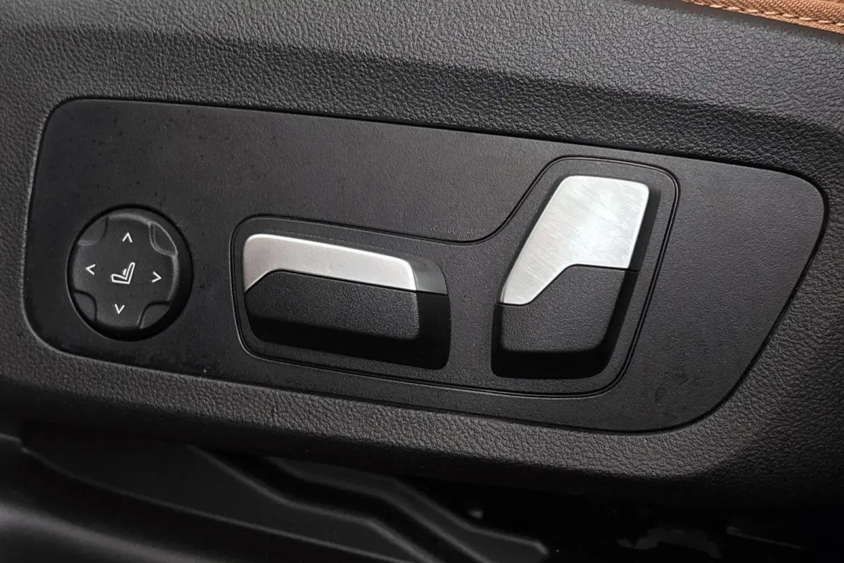 Executive 80 kWh M Sport Panoramadak Elektrische Trekhaak Keyless
