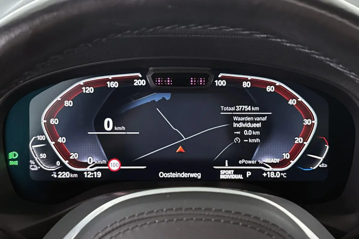 Executive 80 kWh M Sport Panoramadak Elektrische Trekhaak Keyless
