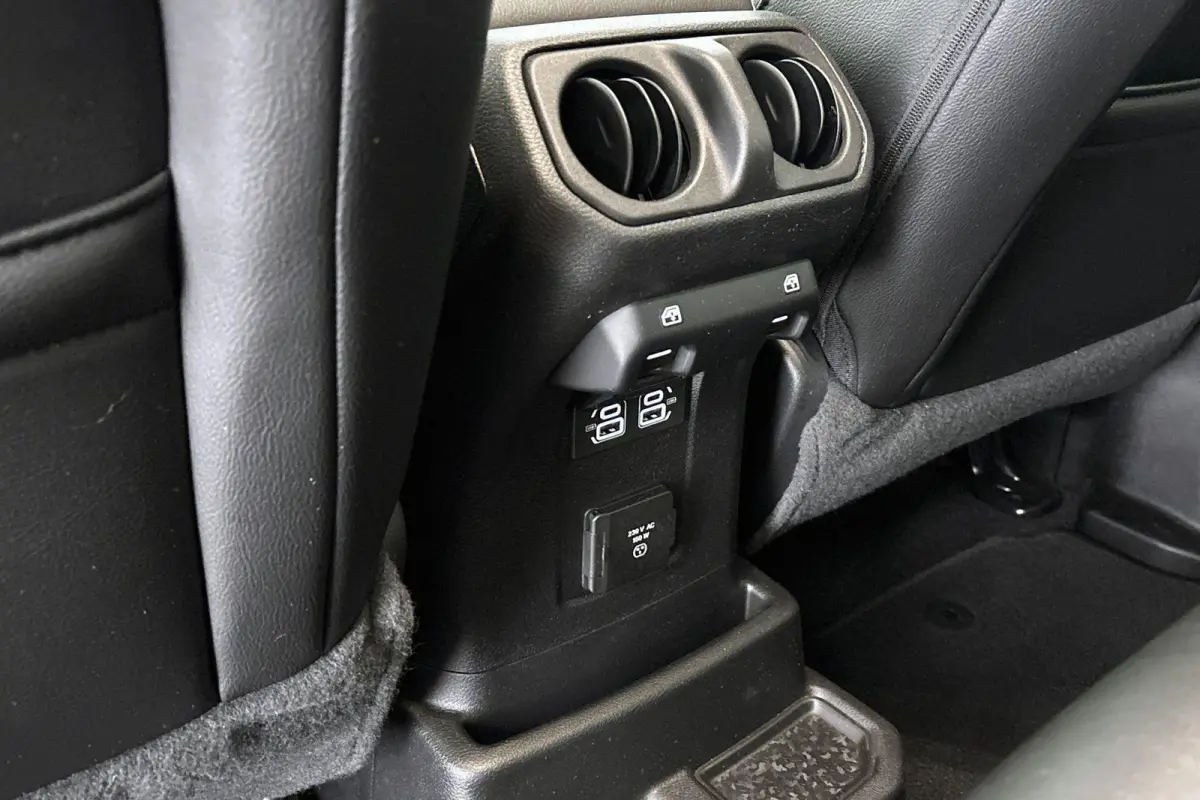 4xe 380 Sahara Leder Stoelverwarming Off-Road Camera