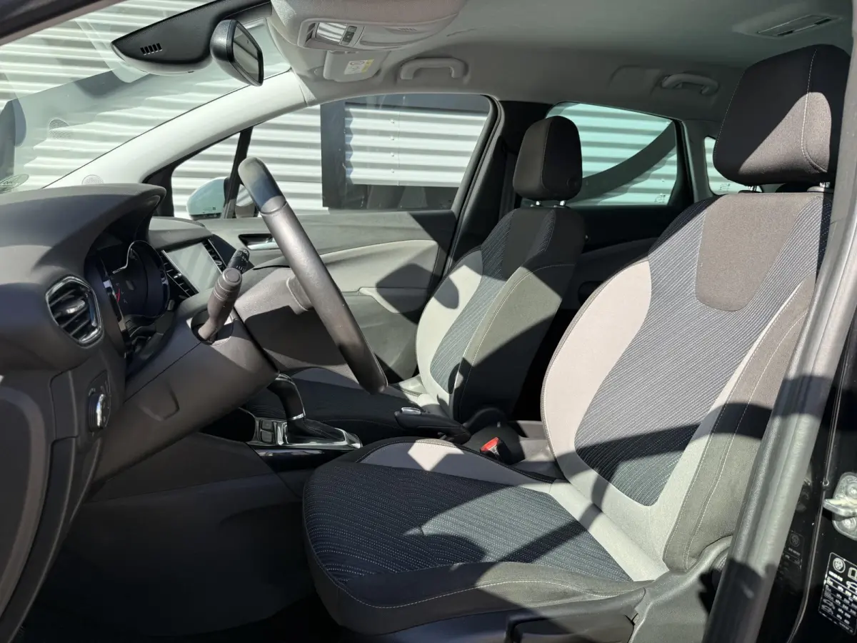 1.2 Turbo 120 Jaar Edition 2e Eigenaar|Navi|Camera|D-riem vv in 2025|Trekhaak|Carplay|Cruise|N.A.P|APK tot 09-2027