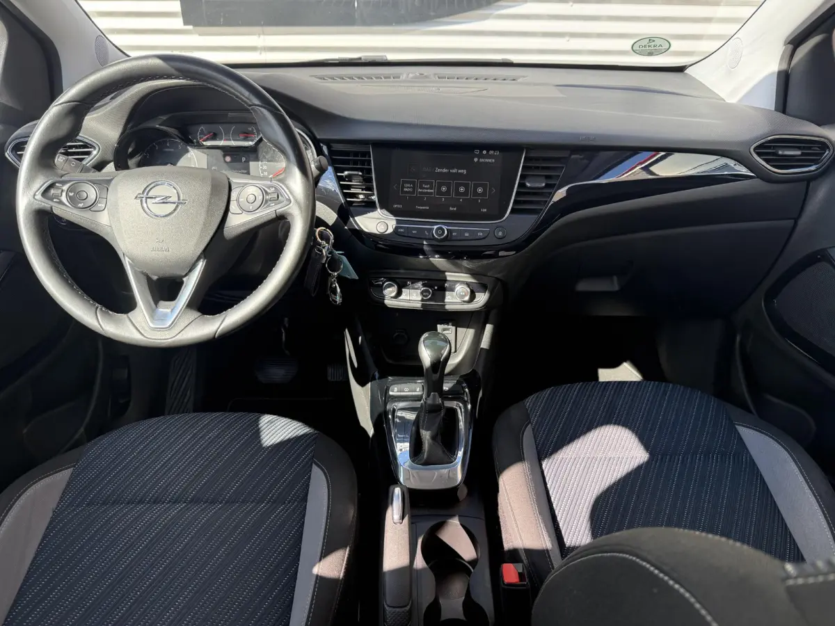 1.2 Turbo 120 Jaar Edition 2e Eigenaar|Navi|Camera|D-riem vv in 2025|Trekhaak|Carplay|Cruise|N.A.P|APK tot 09-2027