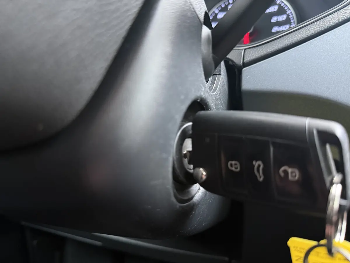 1.0 TSI Style / Navigatie / Parkeersensoren / Carplay / ECC / LED / 16'' LMV