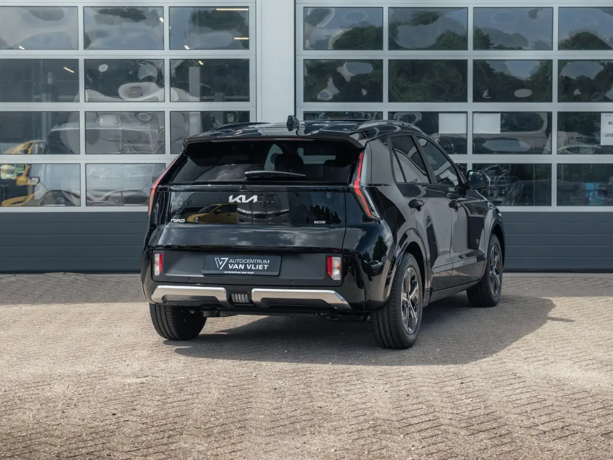 1.6 GDi Hybrid DynamicPlusLine | Snel leverbaar | Nieuw model | Navi. | Clima. | Adapt. Crusie. | Dodehoekassistentie | Panodak | Stoel&Stuur Verwarming | Parkeersensoren