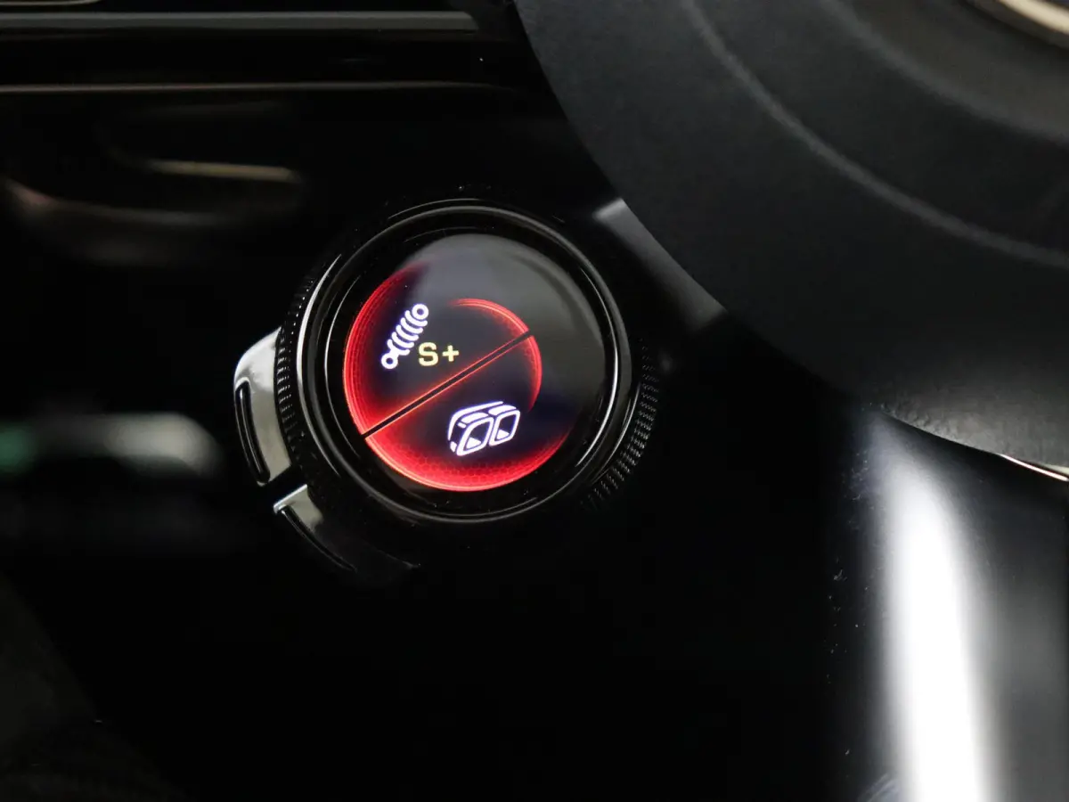 AMG 53 4MATIC+ / Panoramadak/ 20 inch/ DYNAMIC Plus/ AMG optiek pakket/ Carbon stuur/ Night 1+2/ Real Performance Sound/ Drivers Pack 270 km/h