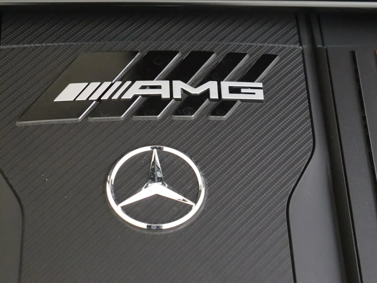 AMG 53 4MATIC+ / Panoramadak/ 20 inch/ DYNAMIC Plus/ AMG optiek pakket/ Carbon stuur/ Night 1+2/ Real Performance Sound/ Drivers Pack 270 km/h