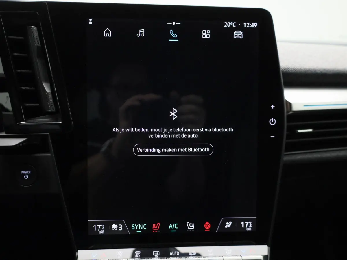 EV60 Optimum Charge Techno | Automaat | Trekhaak | Virtual cockpit | Parkeer sensoren | Stoel/Stuur verwarming | 360 Camera | Apple Carplay & Android Auto | Climate Control | Navigatie | LMV