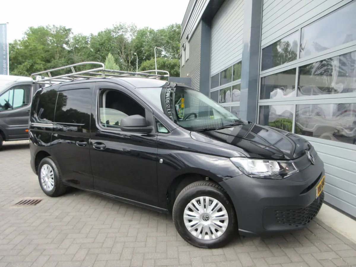2.0tdi, Met Airco, Navigatie, Apple Carplay, Trekhaak, Imperiaal.
