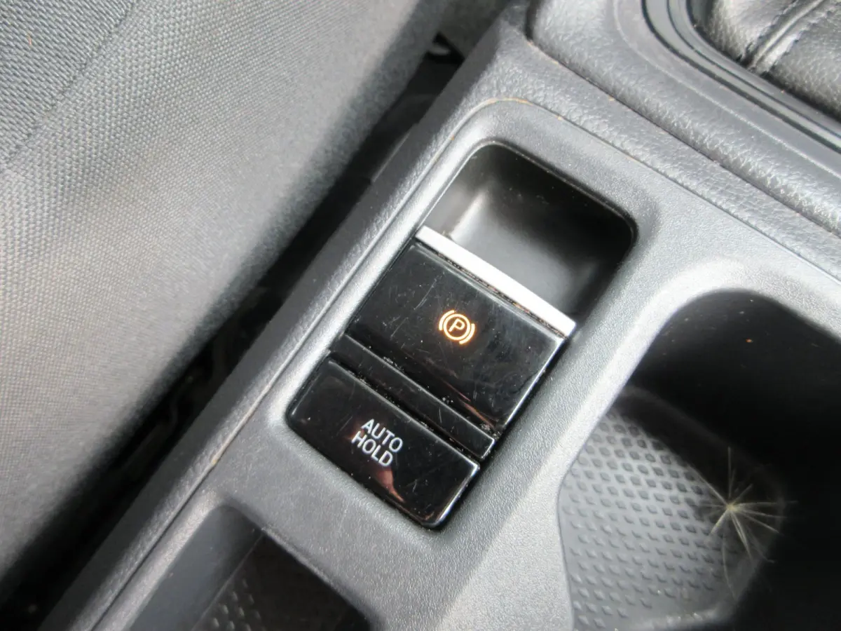 2.0tdi, Met Airco, Navigatie, Apple Carplay, Trekhaak, Imperiaal.