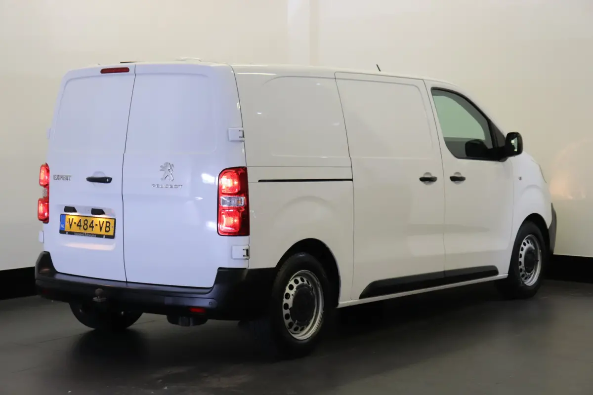 1.6 BlueHDI L2 EURO 6 - Airco - Cruise - PDC - €9.950,- Excl.