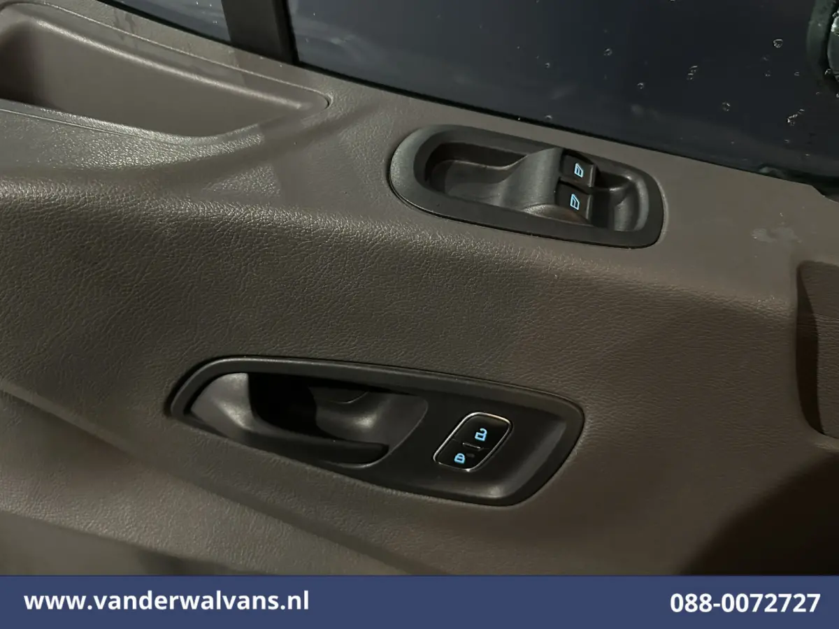 2.0 TDCI L4H3 Euro6 Airco | Cruisecontrol | Verwarmde voorruit Parkeersensoren, Bijrijdersbank