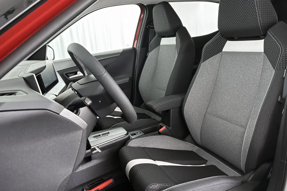 1.2 Turbo Hybrid GS Voorraad Voordeel / 2+6 Jaar Garantie