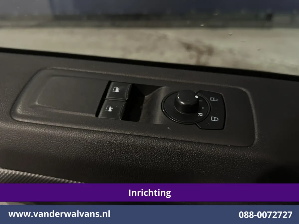2.0 TDCI 150pk L1H1 Inrichting Euro6 Airco | Camera | LED | Apple Carplay | Cruisecontrol Android Auto, 2590kg Trekhaak, Verwarmde voorruit, Stoelverwarming, Parkeersensoren, Dakdragers, Bij