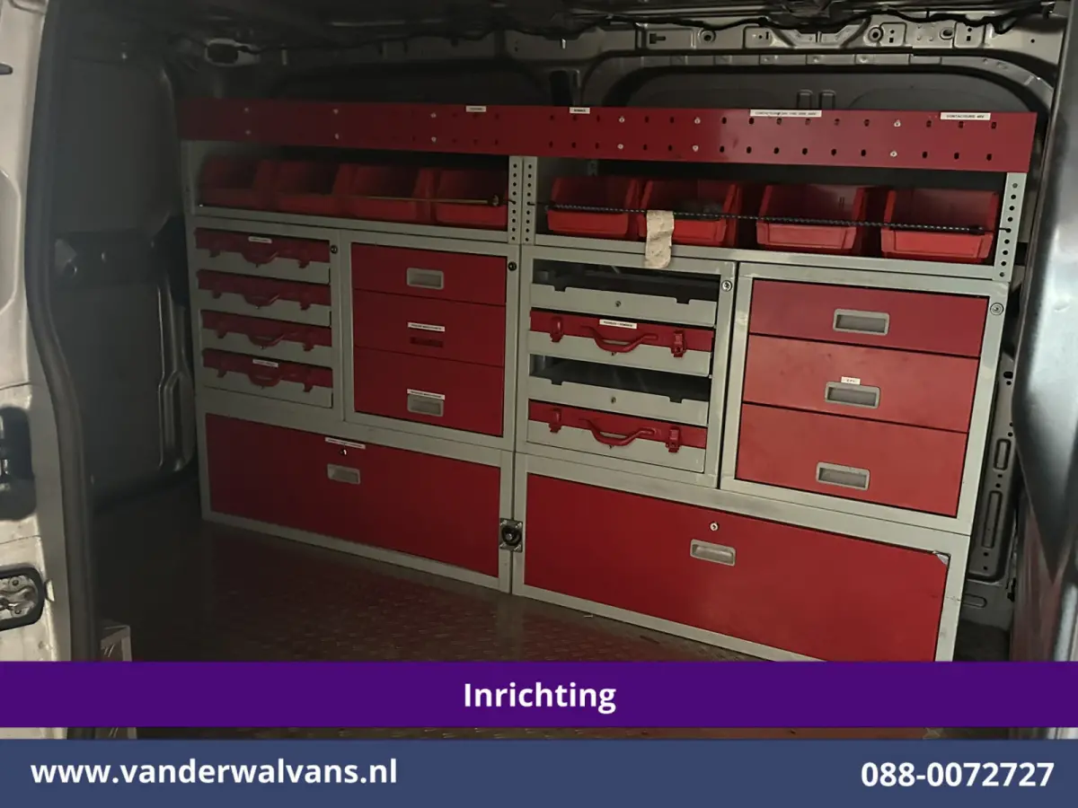 2.0 TDCI 150pk L1H1 Inrichting Euro6 Airco | Camera | LED | Apple Carplay | Cruisecontrol Android Auto, 2590kg Trekhaak, Verwarmde voorruit, Stoelverwarming, Parkeersensoren, Dakdragers, Bij
