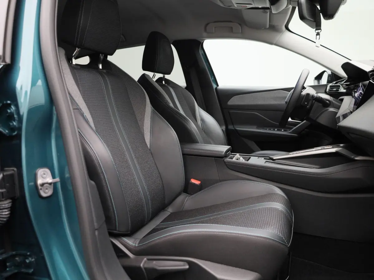 1.6 Hybrid 180 S&S EAT8 Allure | LICHTMETALEN VELGEN | AUTOMATISCHE AIRCO | NAVI | 12 MAANDEN BOVAG GARANTIE
