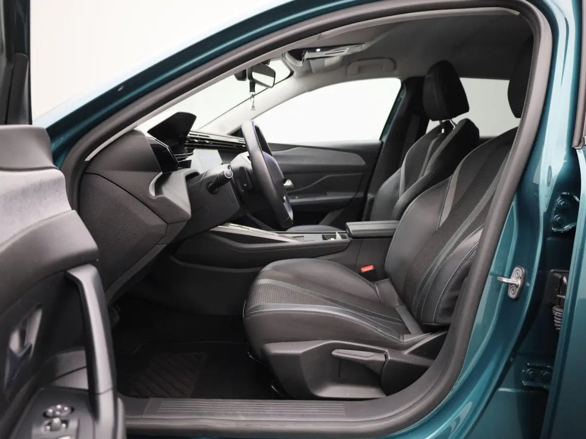 1.6 Hybrid 180 S&S EAT8 Allure | LICHTMETALEN VELGEN | AUTOMATISCHE AIRCO | NAVI | 12 MAANDEN BOVAG GARANTIE