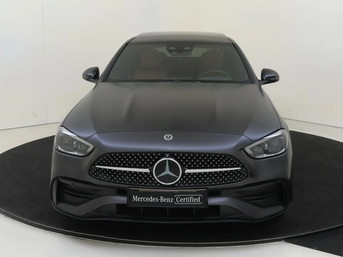 400 e 4MATIC AMG Line / Premium Plus/ Burmester 3D/ Nappaleder/ Memory/ Digital Light/ Uniek!
