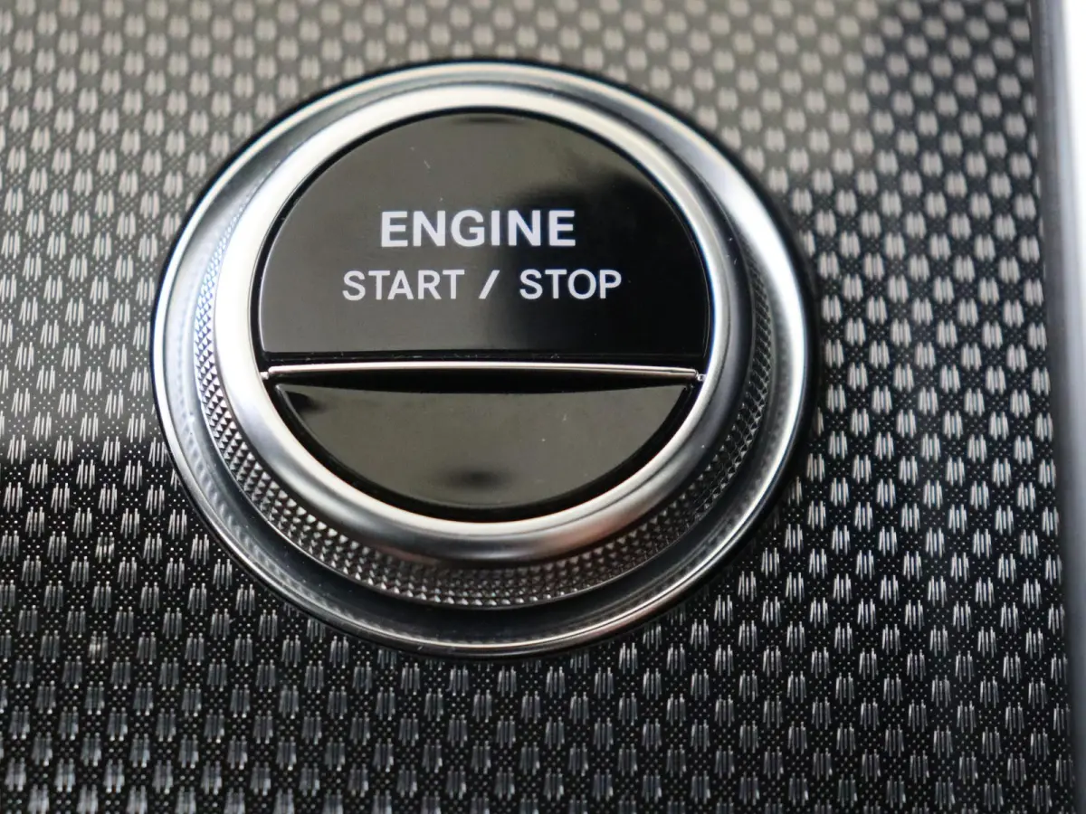 400 e 4MATIC AMG Line / Premium Plus/ Burmester 3D/ Nappaleder/ Memory/ Digital Light/ Uniek!