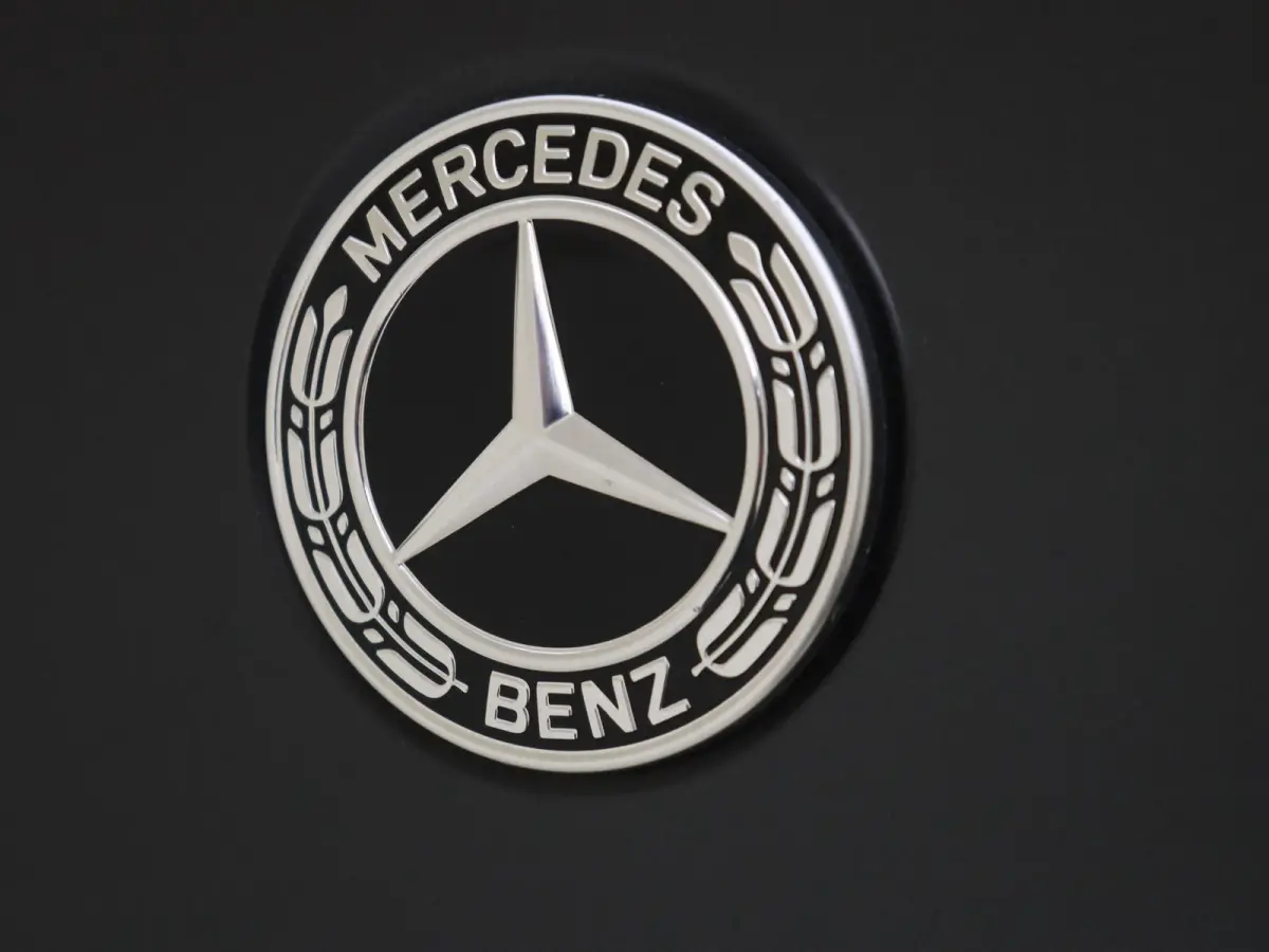 400 e 4MATIC AMG Line / Premium Plus/ Burmester 3D/ Nappaleder/ Memory/ Digital Light/ Uniek!