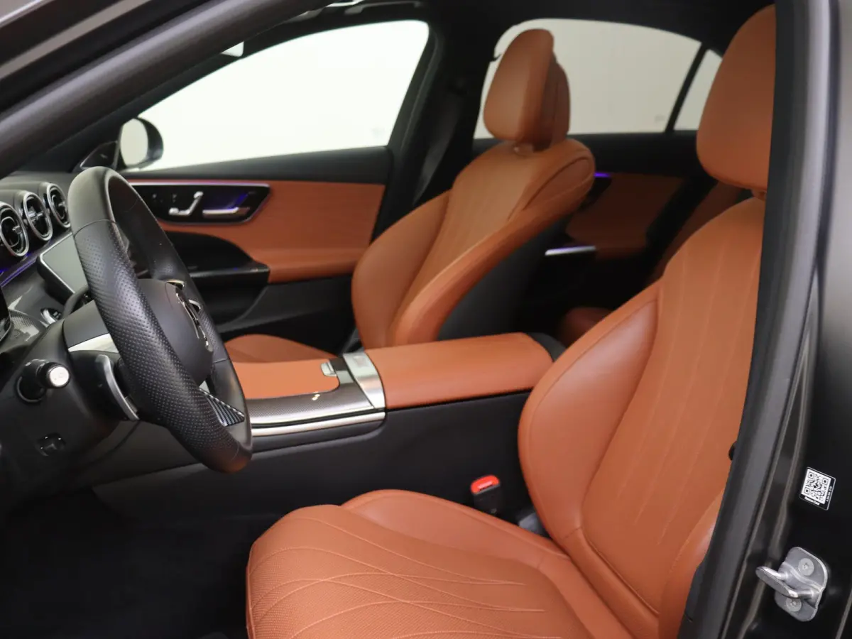 400 e 4MATIC AMG Line / Premium Plus/ Burmester 3D/ Nappaleder/ Memory/ Digital Light/ Uniek!