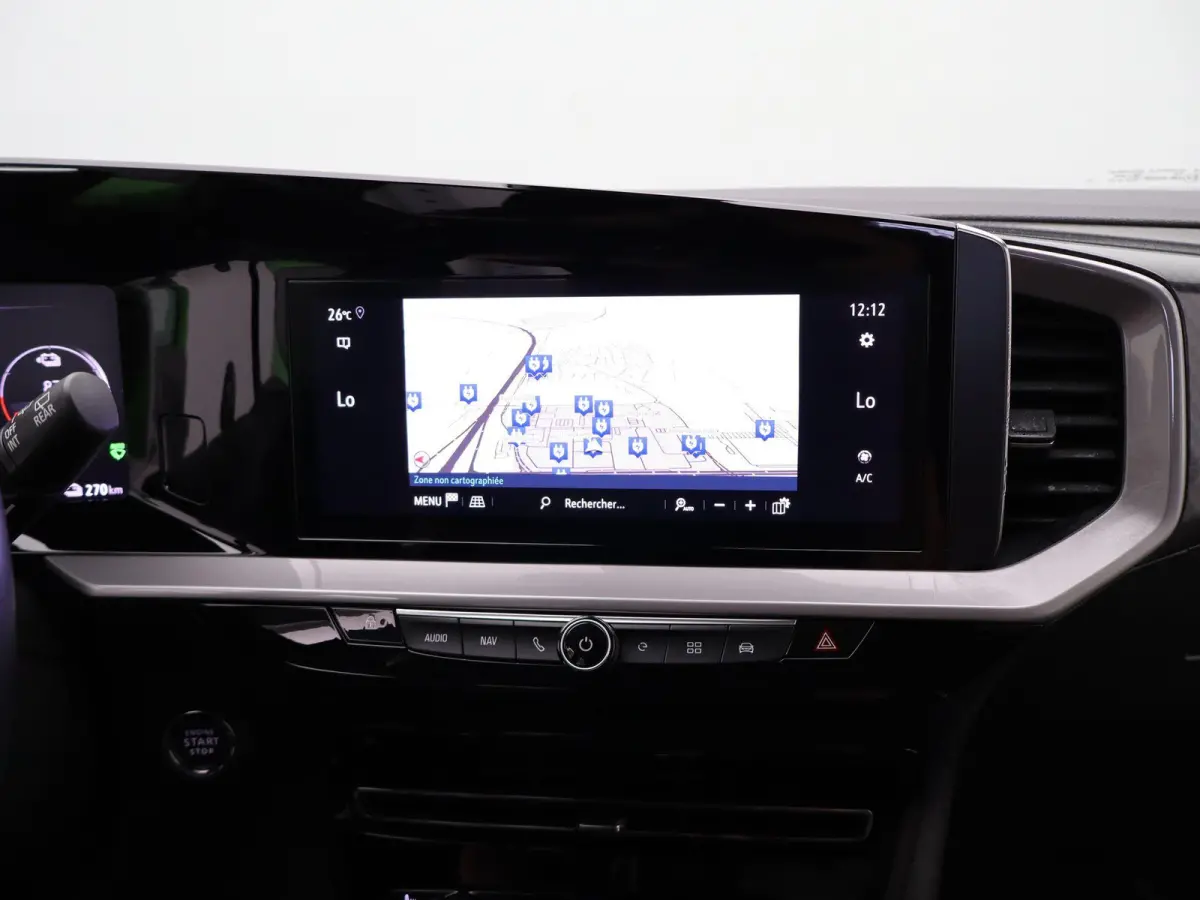 BEV 50kWh e-Ultimate | NAVIGATIE | LICHTMETALEN VELGEN | STOELVERWARMING | 12 MAANDEN BOVAG GARANTIE