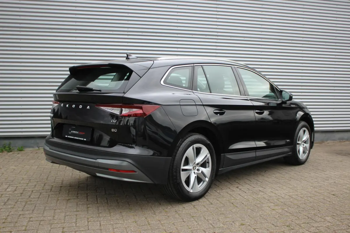 80 Loft // 99% SoH | Dealeronderhouden, 1e eigenaar | Warmtepomp | Camera | Sfeerverlichting | Adap. cruise control | CarPlay & Android Auto