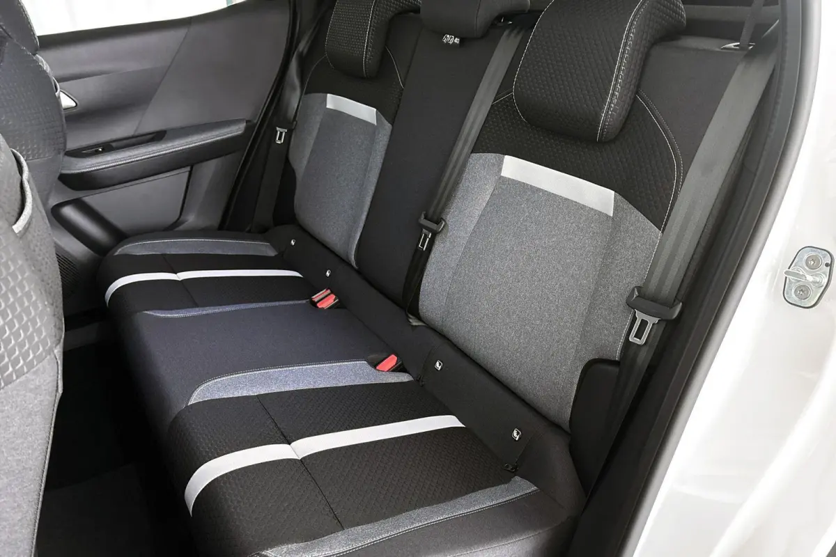 1.2 Turbo Hybrid GS 145PK / Voorraad Voordeel / 2+6 Jaar Garantie