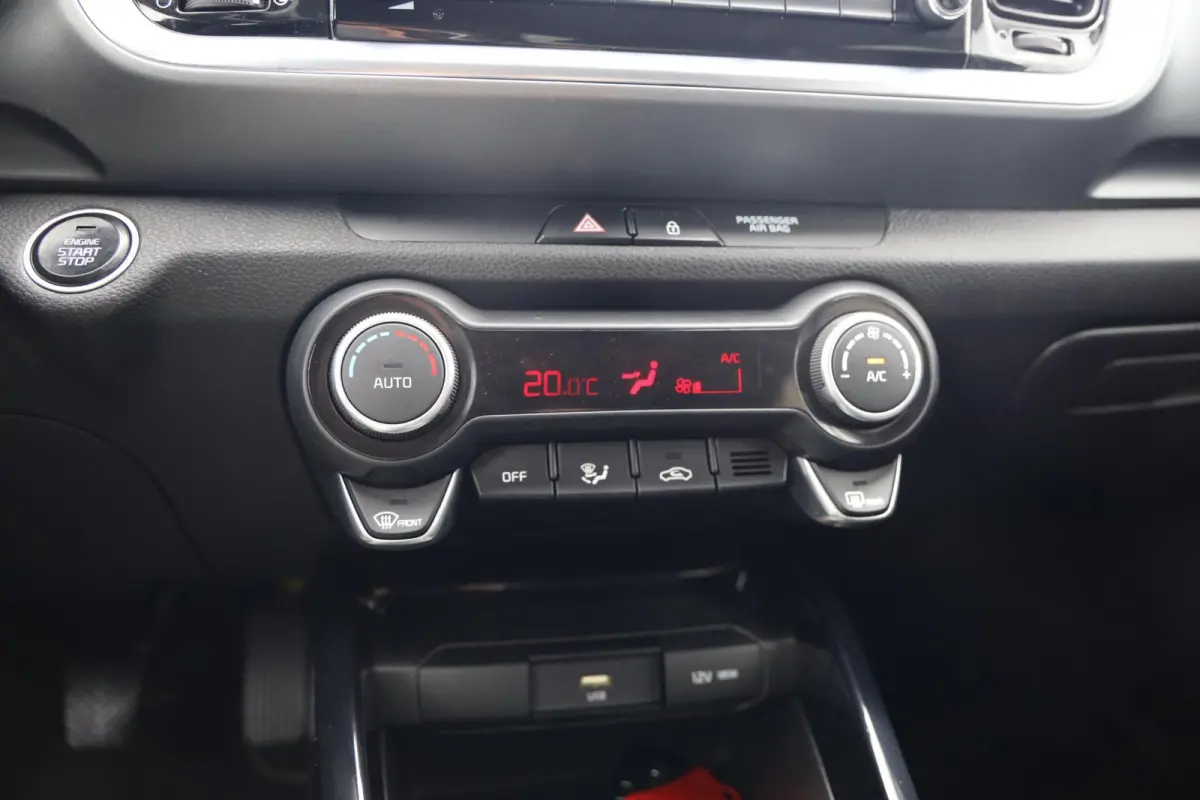 1.0 T-GDi MHEV DynamicPlusLine|Camera|Navi|Cruise control|Elek. Ramen|