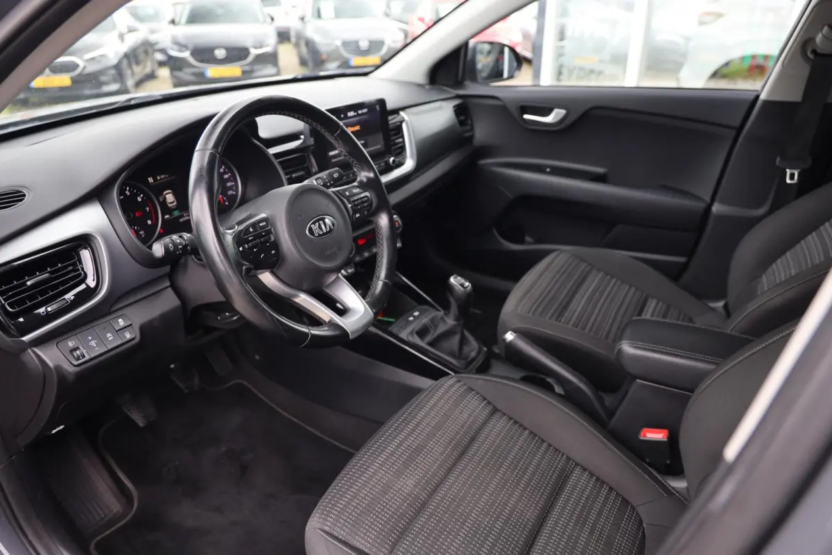 1.0 T-GDi MHEV DynamicPlusLine|Camera|Navi|Cruise control|Elek. Ramen|