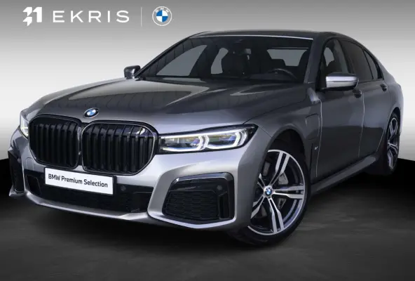 Sedan 745e | High Executive | M Sportpakket | Driving Assistent | Head-Up Display | BMW Laserlicht | Comfortstoelen | 19 inch