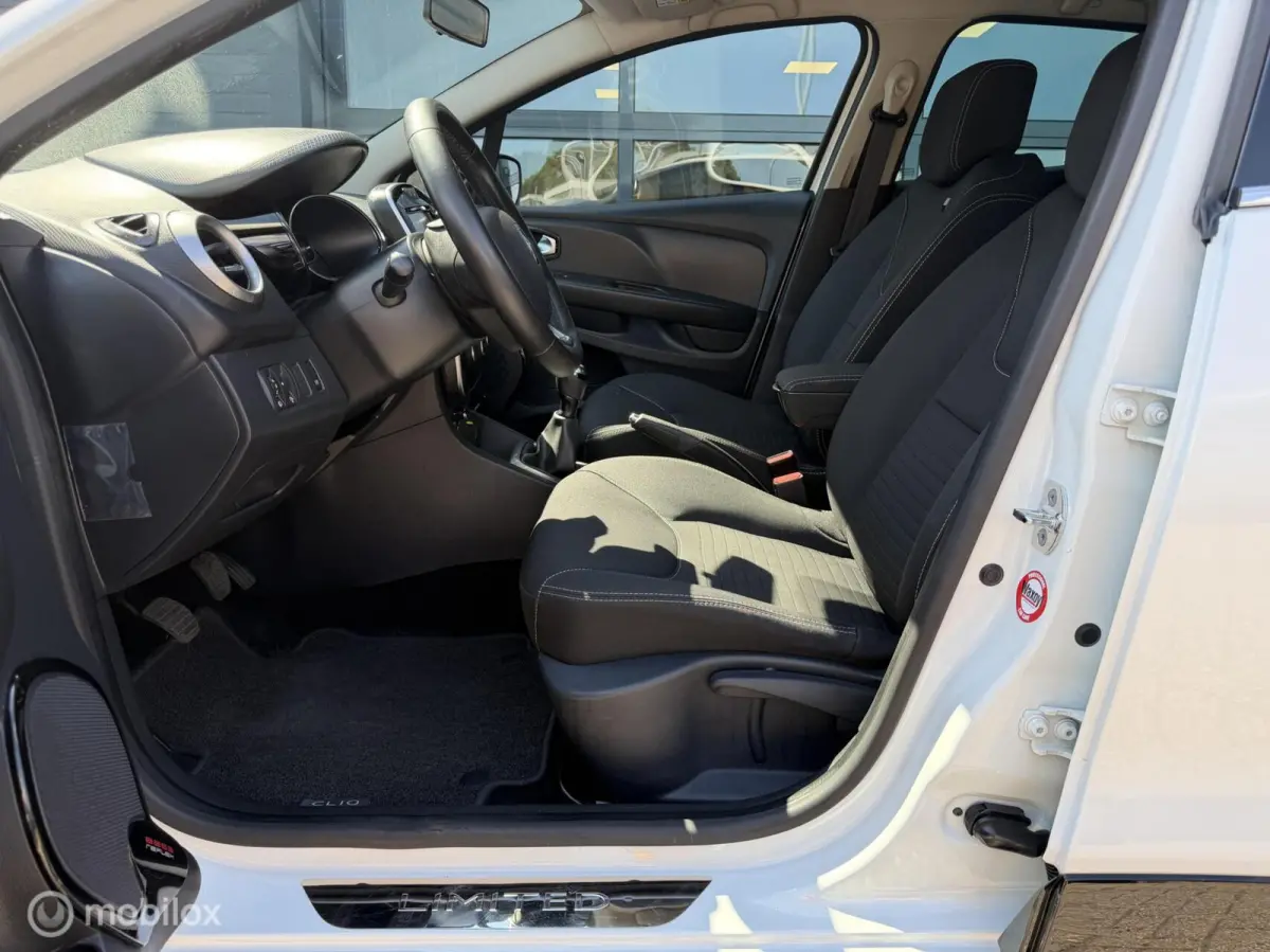 0.9 TCe Limite 03-2018 Airco Navi PDC Cruise