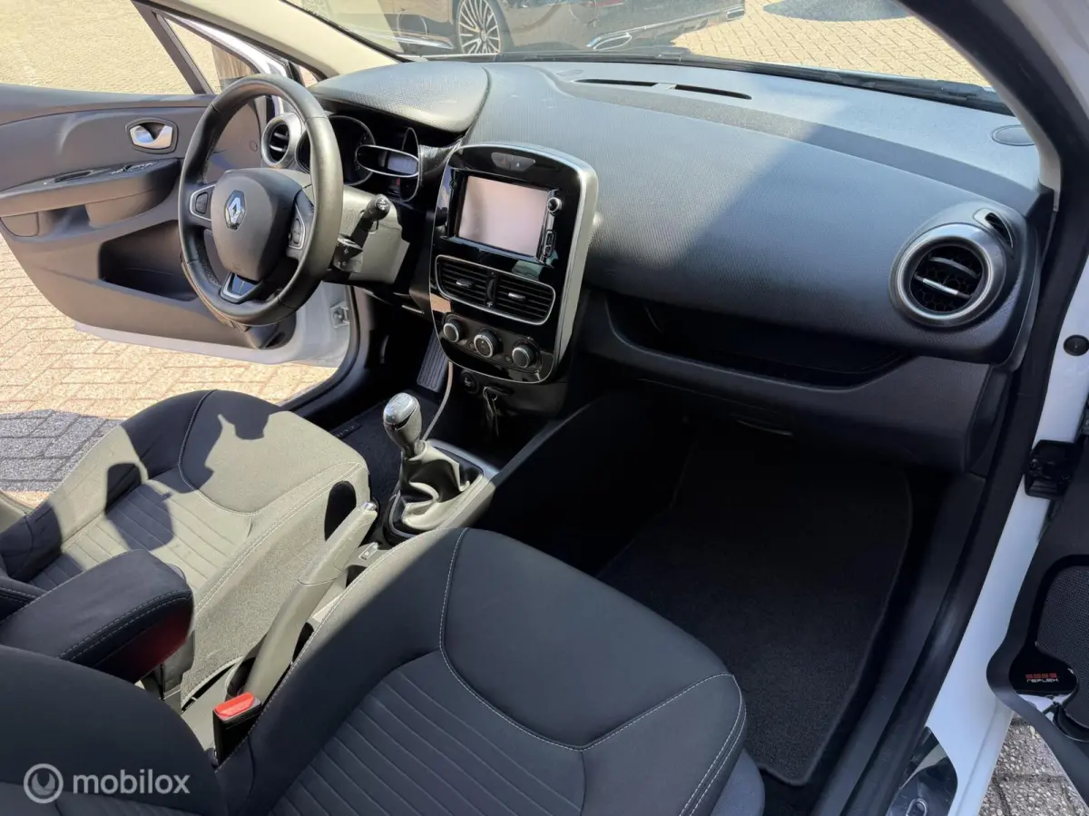 0.9 TCe Limite 03-2018 Airco Navi PDC Cruise